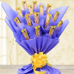 Send Mother's Day Gifts Delivery To Delhi With OyeGifts