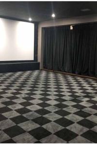 Carpet manufacturer India, Custom made Rugs Bhadohi, Design my Own Rugs India