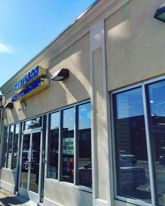 Local Pawnshop RI – Get Cash for Your Valuables Today