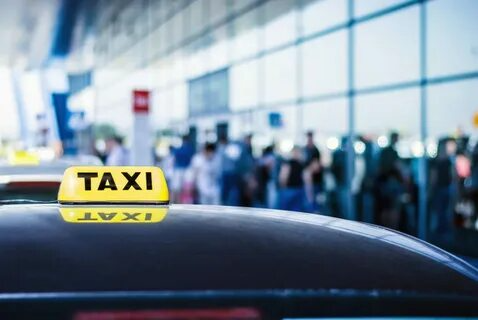 Umrah Taxi 24/7 Service - Most Affordable Prices